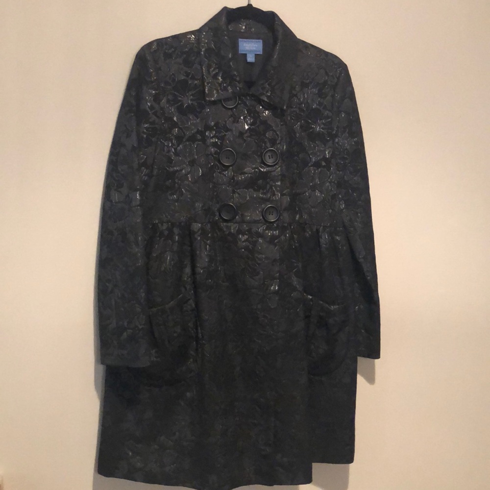 Dressy overcoat.